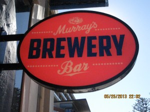 Murray's Bar